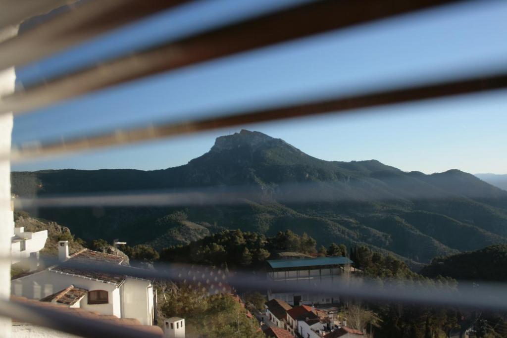 Alojamientos Messia De Leiva Segura de la Sierra Kamer foto